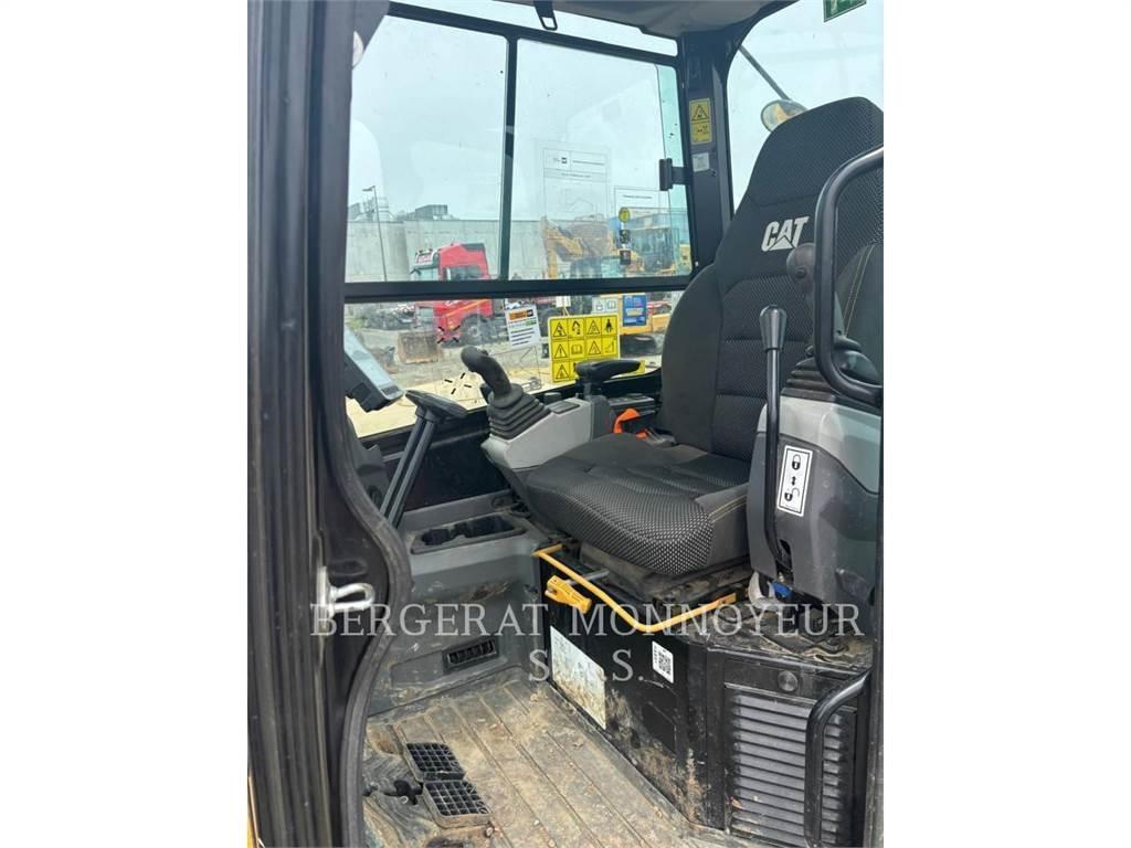 CAT 305 Верижен екскаватор