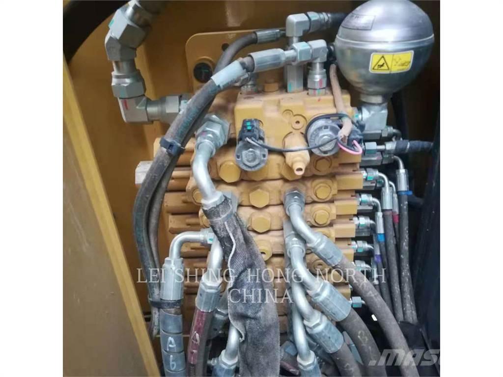 CAT 305.5E2 Верижен екскаватор