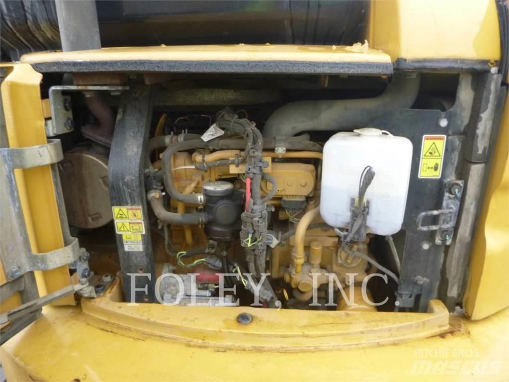 CAT 305E2CR Верижен екскаватор