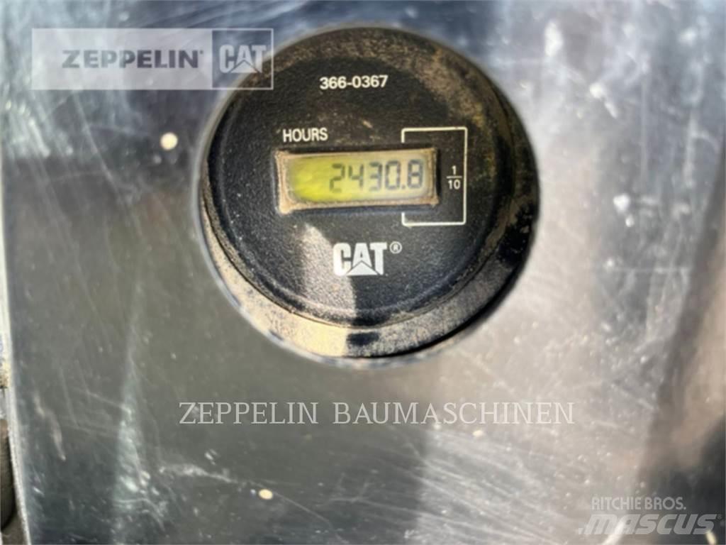 CAT 305ECR Верижен екскаватор