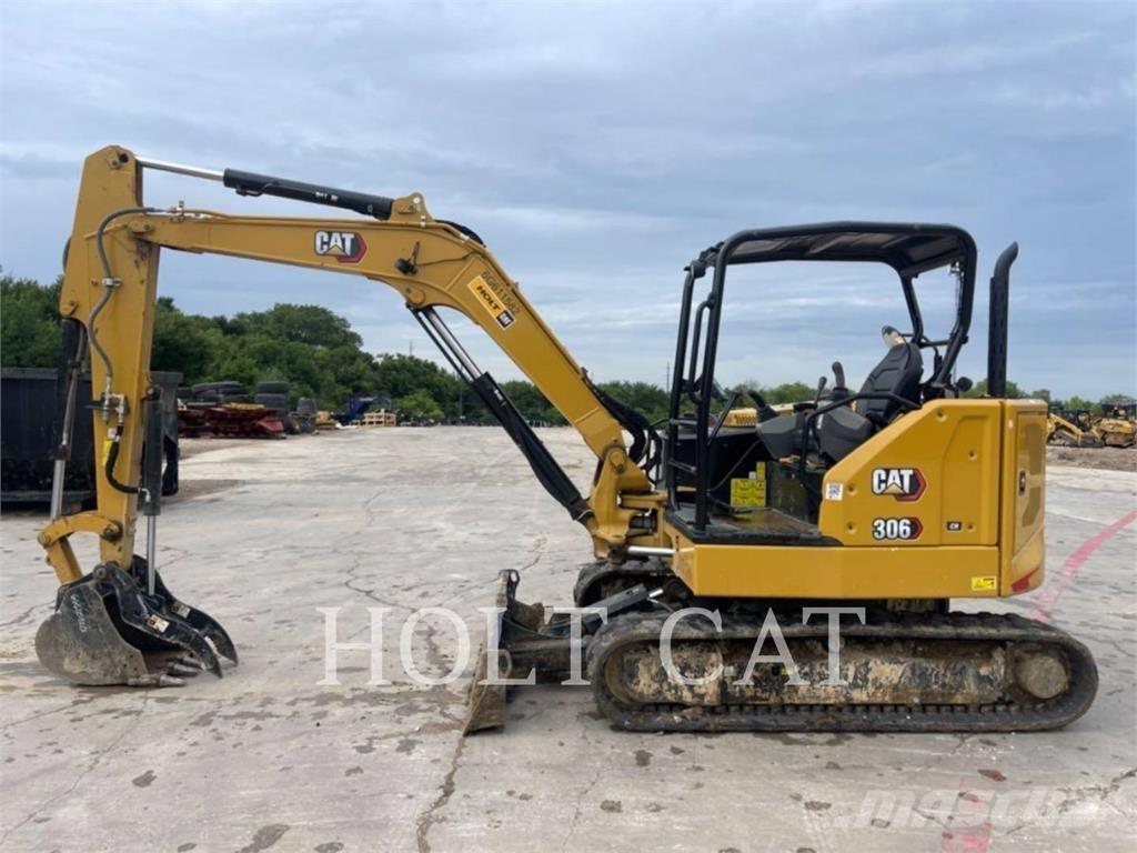 CAT 306 CR Верижен екскаватор
