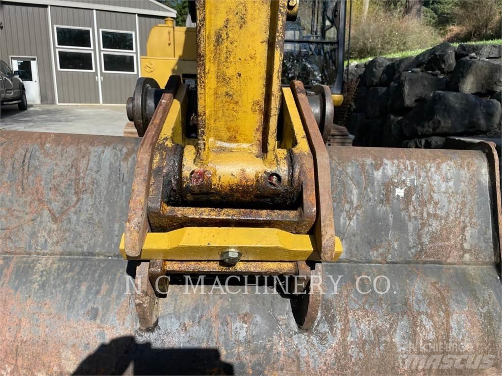 CAT 307 Верижен екскаватор
