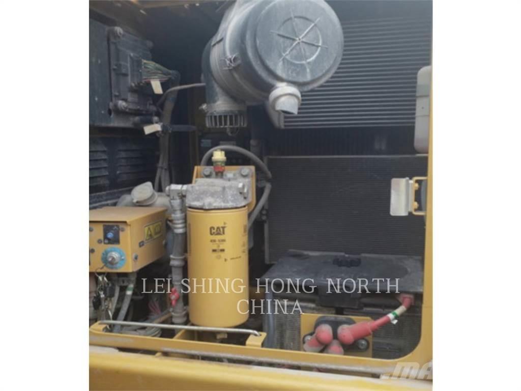 CAT 313D2GC Верижен екскаватор