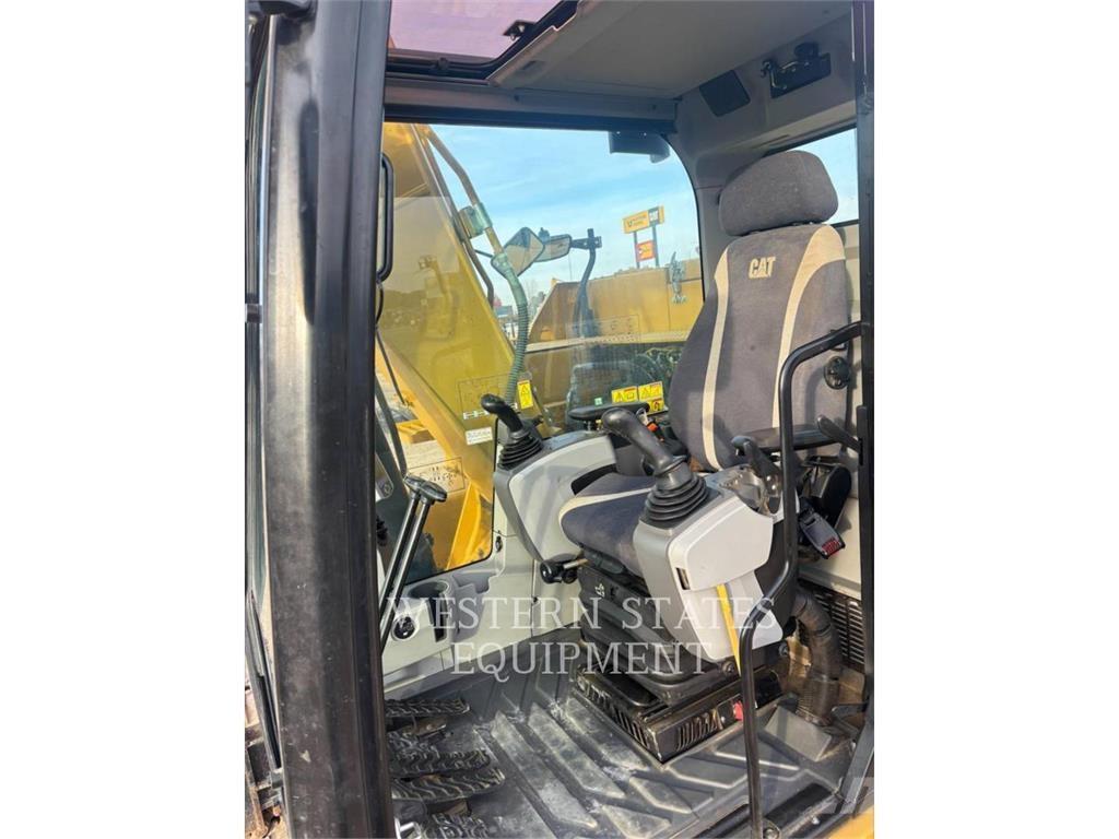 CAT 313F Верижен екскаватор