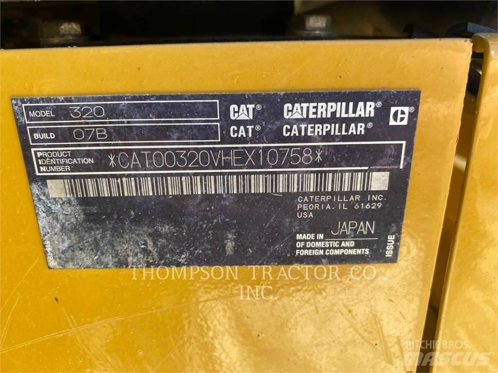 CAT 320 Верижен екскаватор