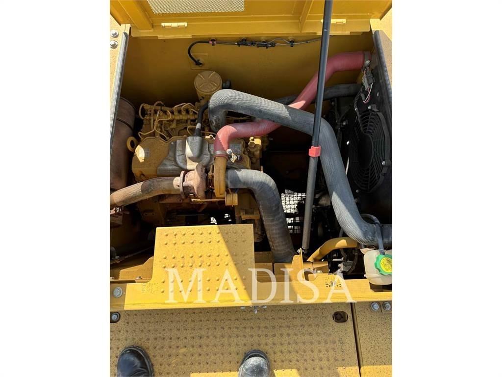 CAT 320 GC Верижен екскаватор
