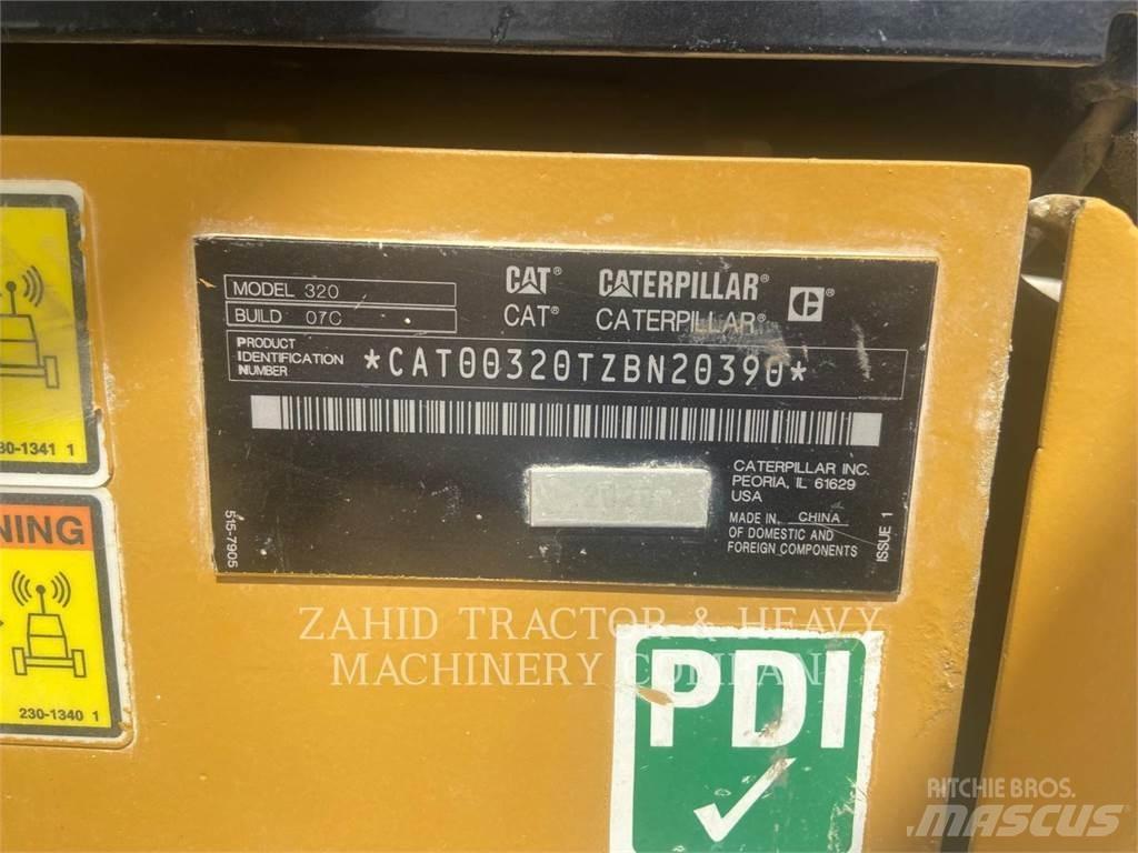 CAT 32007 Верижен екскаватор