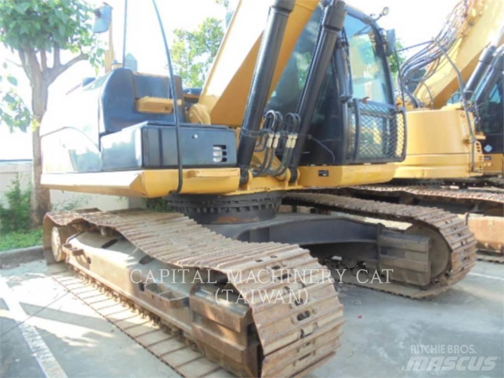 CAT 320D2 Верижен екскаватор