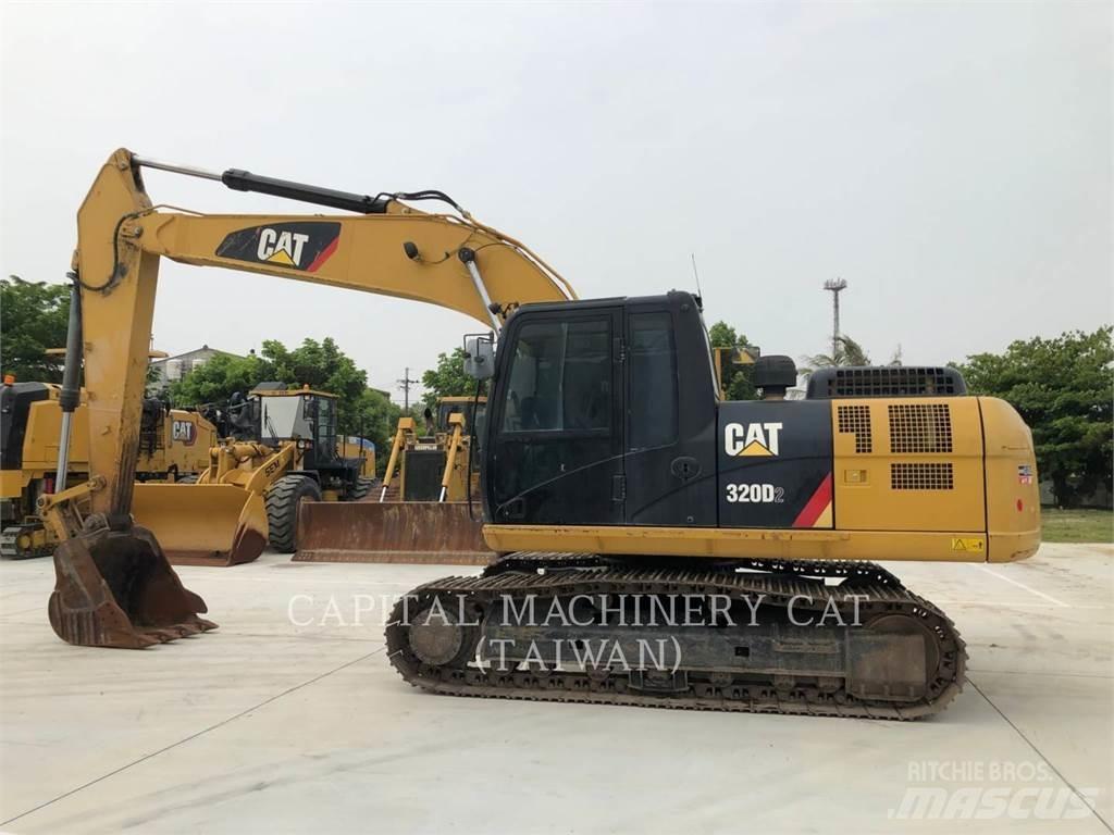 CAT 320D2 Верижен екскаватор