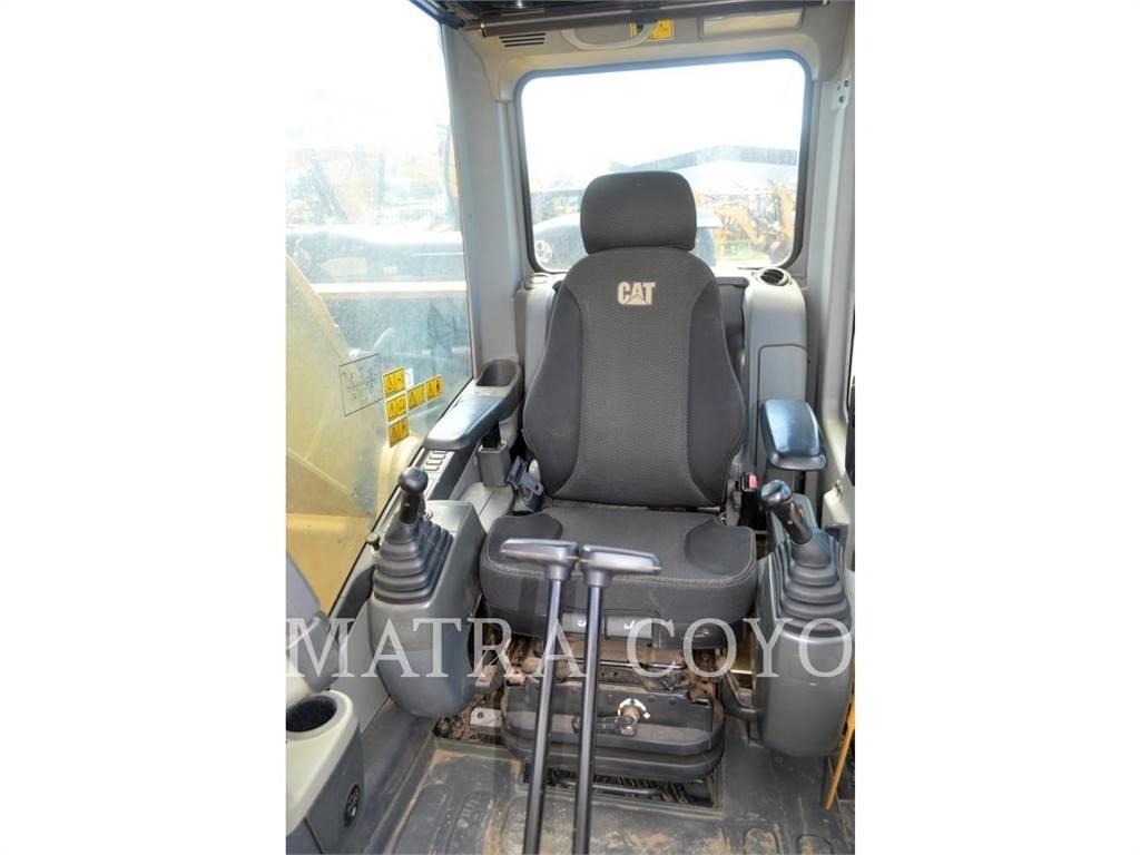 CAT 320D2GC Верижен екскаватор