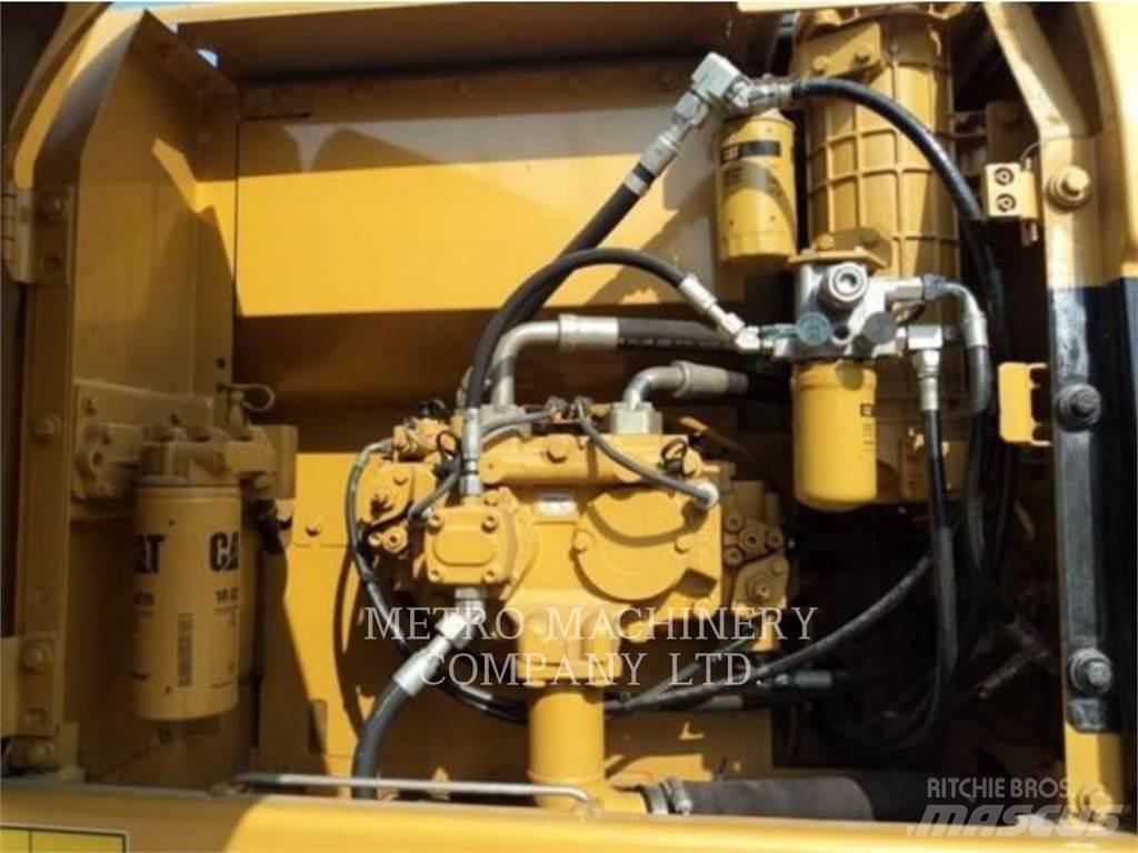 CAT 320DGC Верижен екскаватор
