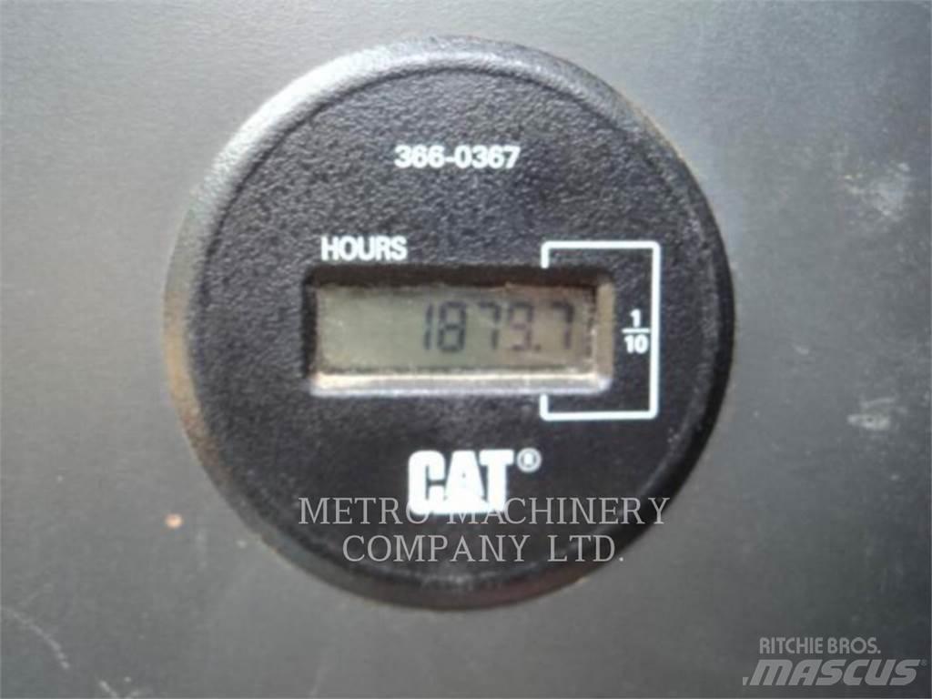 CAT 320DGC Верижен екскаватор