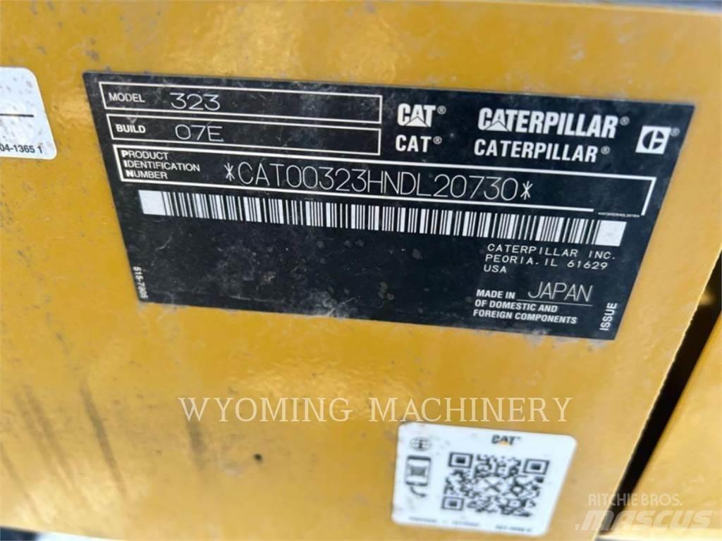 CAT 323 Верижен екскаватор