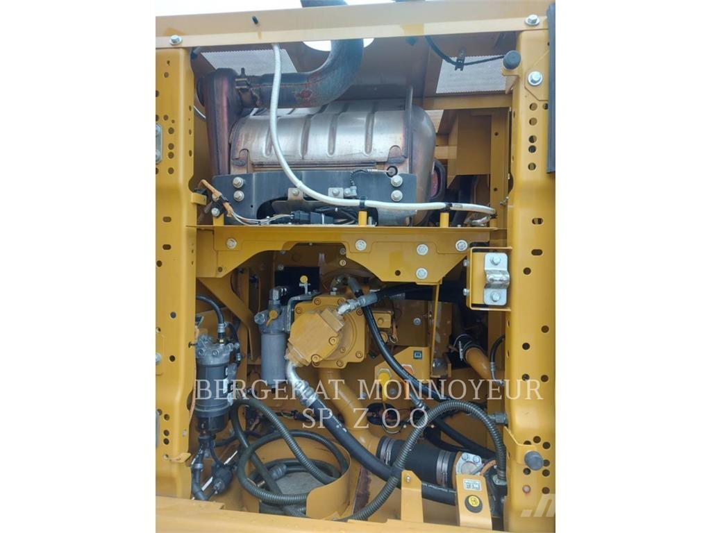 CAT 323 Верижен екскаватор