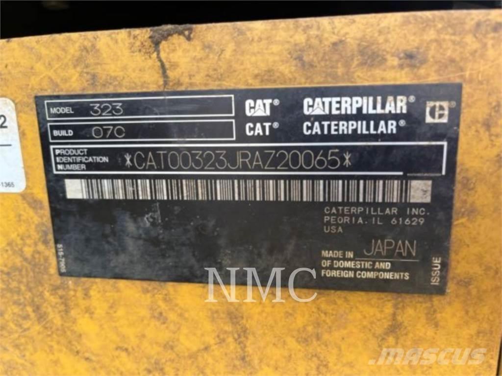 CAT 323 Верижен екскаватор
