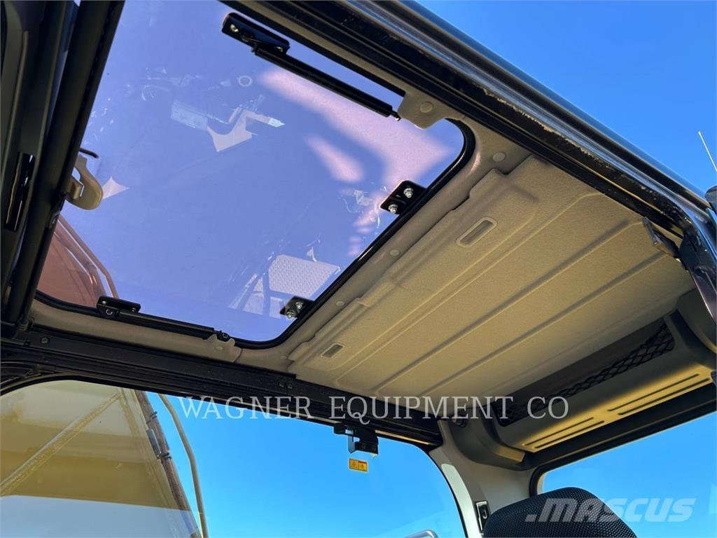 CAT 323 Верижен екскаватор