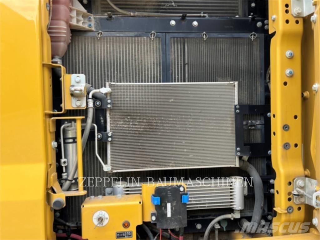 CAT 323-07C Верижен екскаватор