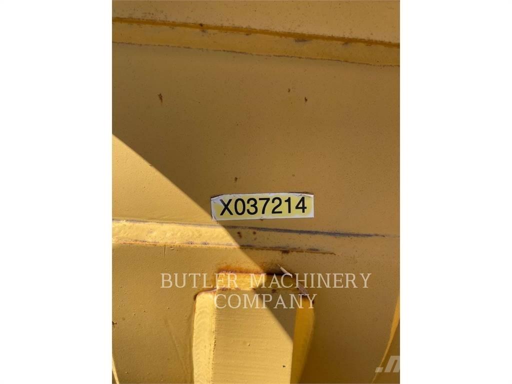 CAT 323 BUCKET Кофи