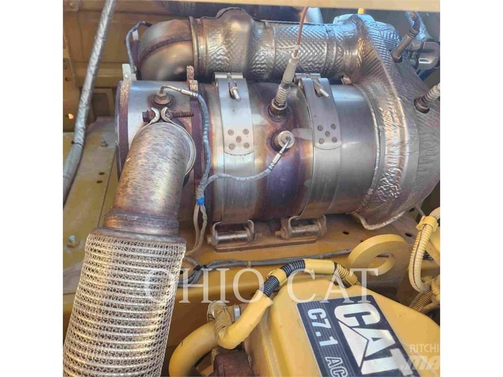 CAT 32307 Верижен екскаватор