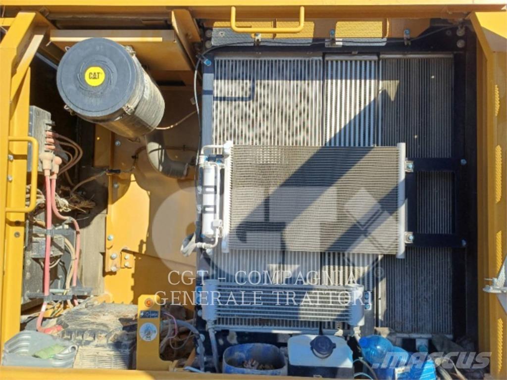 CAT 323F SA Верижен екскаватор