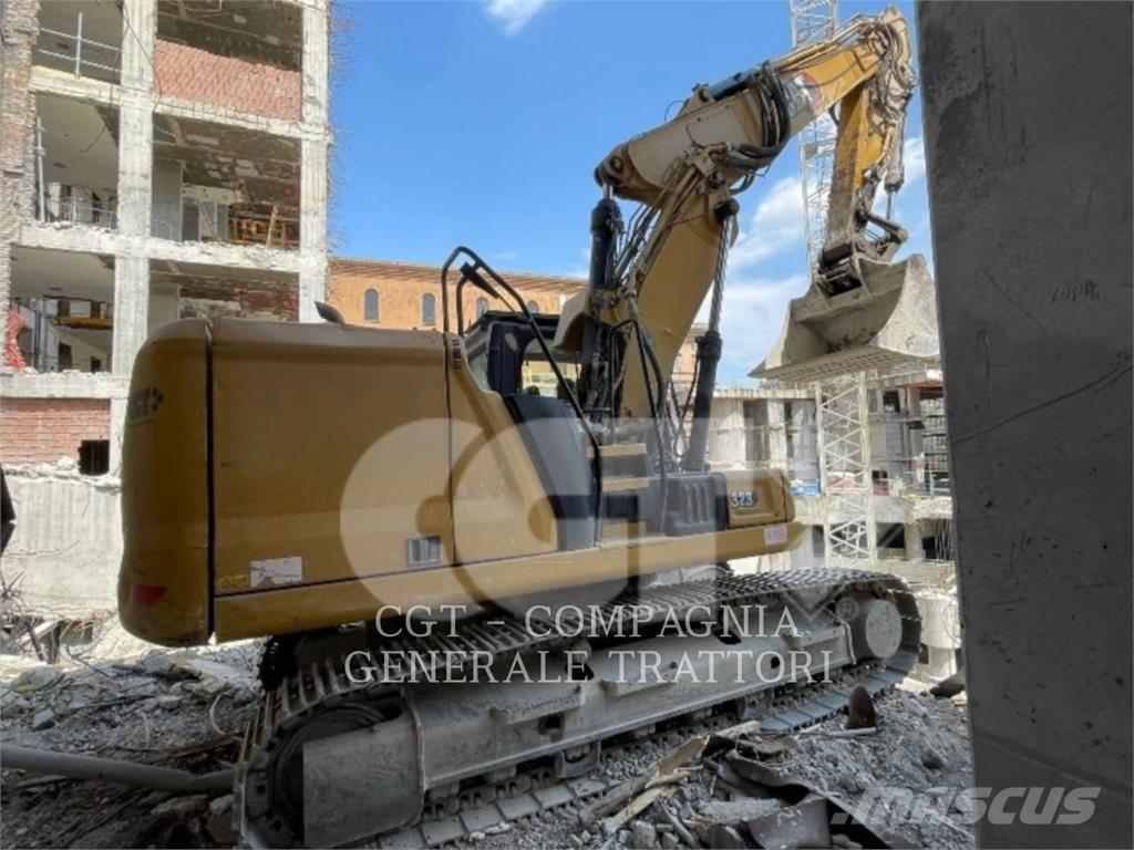CAT 323LN Верижен екскаватор