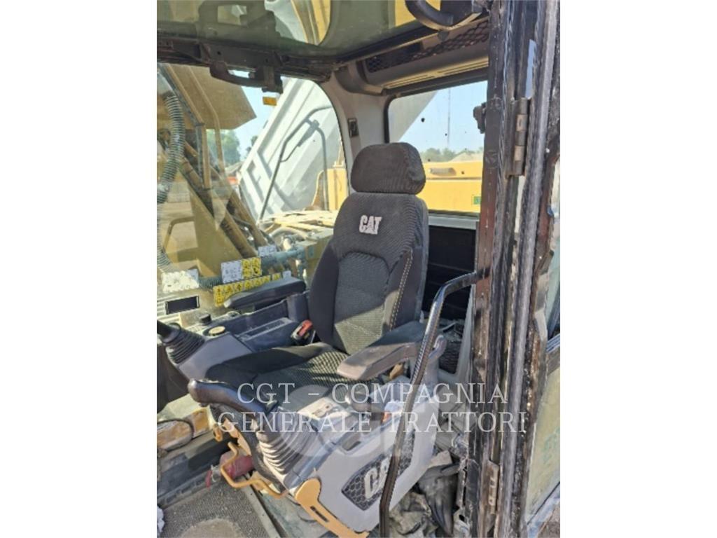 CAT 323LN Верижен екскаватор