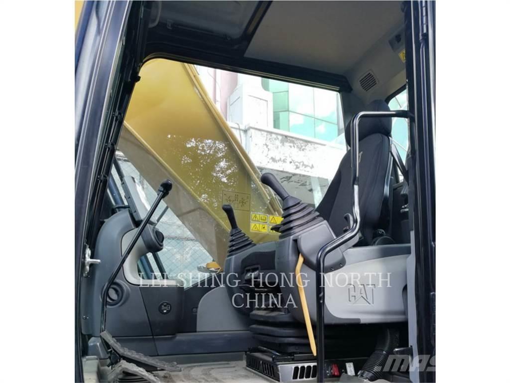 CAT 326D2L Верижен екскаватор