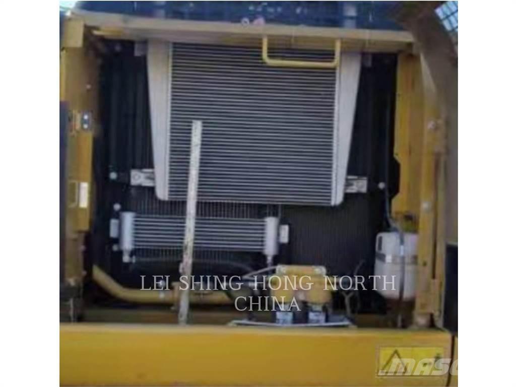 CAT 326D2L Верижен екскаватор