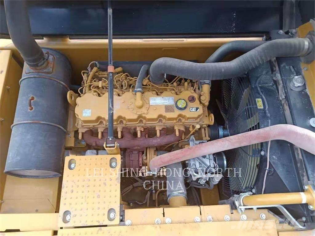 CAT 326D2L Верижен екскаватор