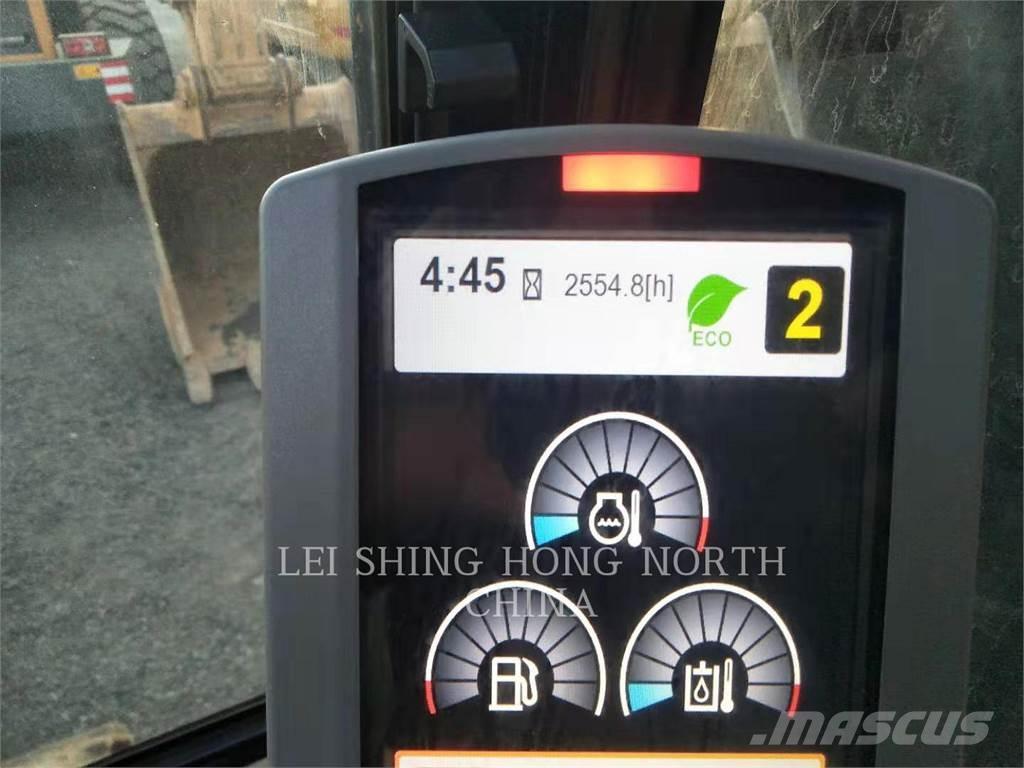 CAT 326D2L Верижен екскаватор