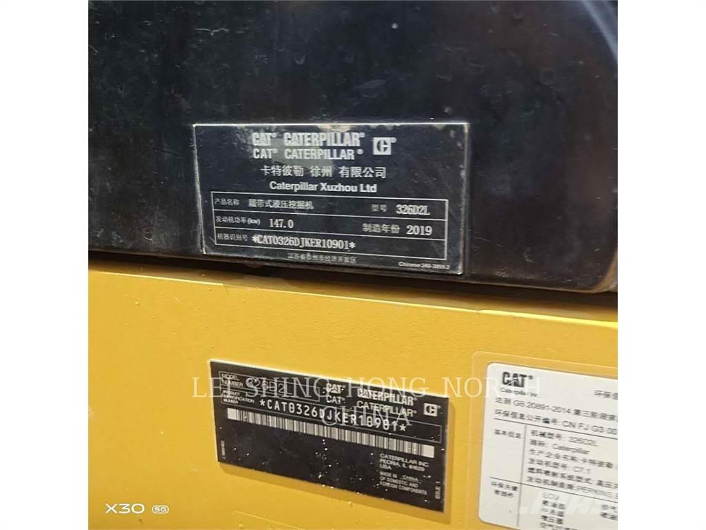 CAT 326D2L Верижен екскаватор