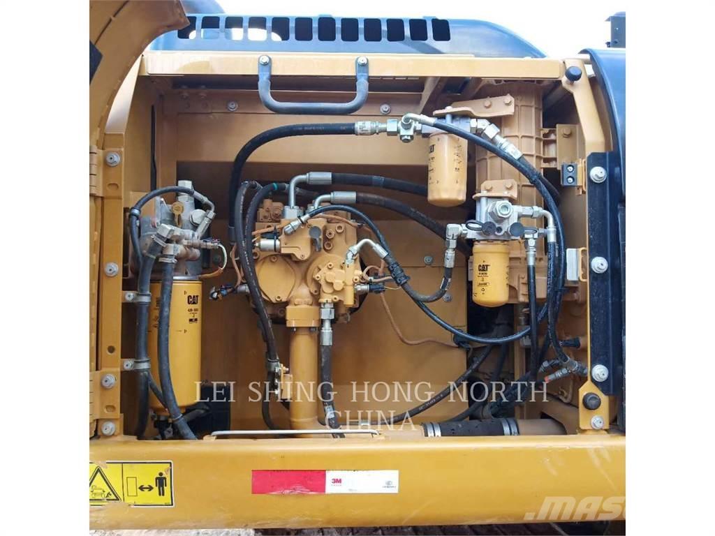 CAT 326D2L Верижен екскаватор