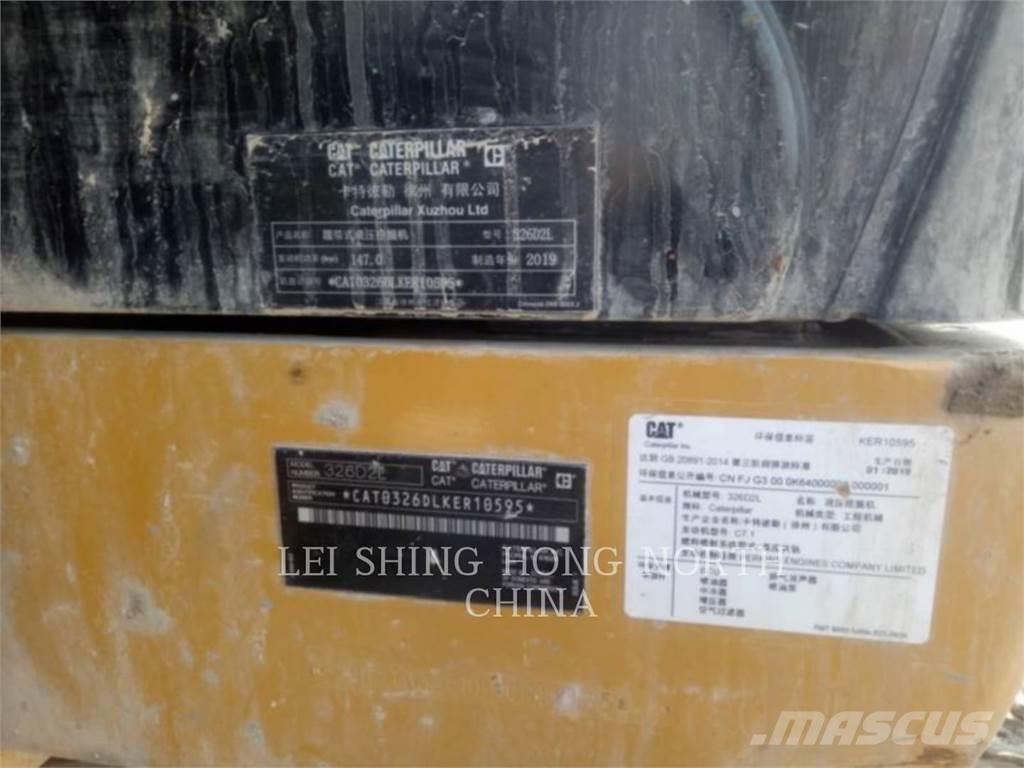 CAT 326D2L Верижен екскаватор