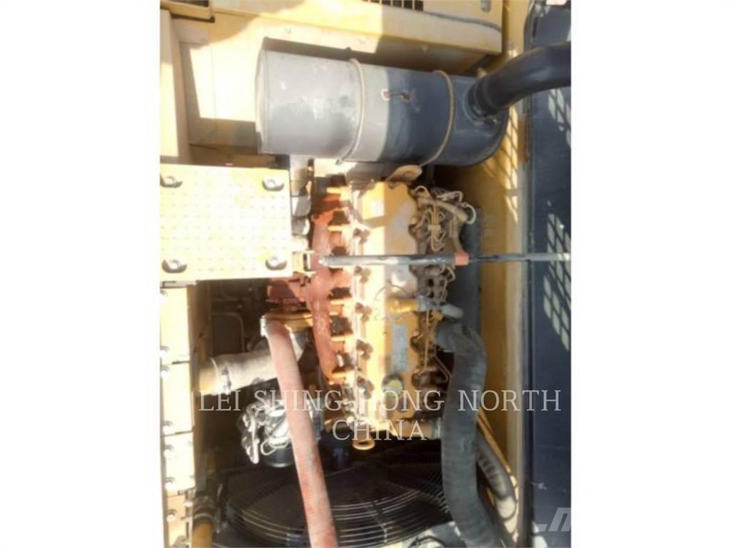 CAT 326D2L Верижен екскаватор