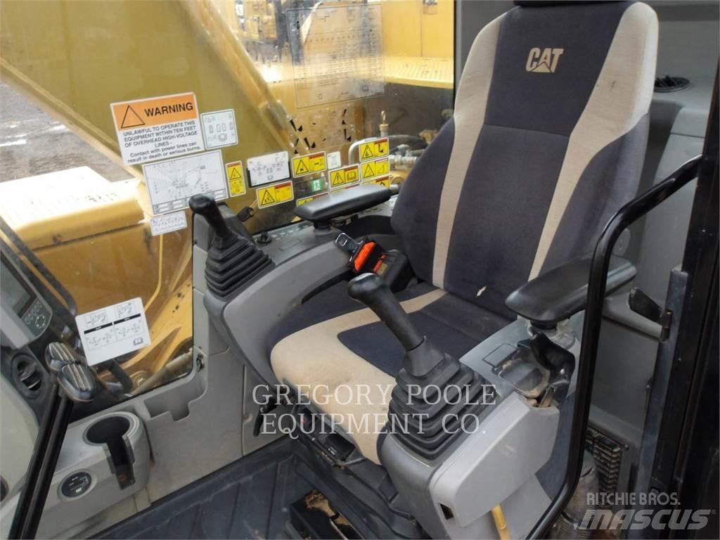 CAT 326FL Верижен екскаватор