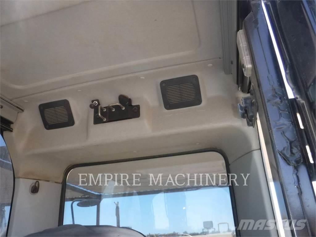 CAT 328DLCR Верижен екскаватор