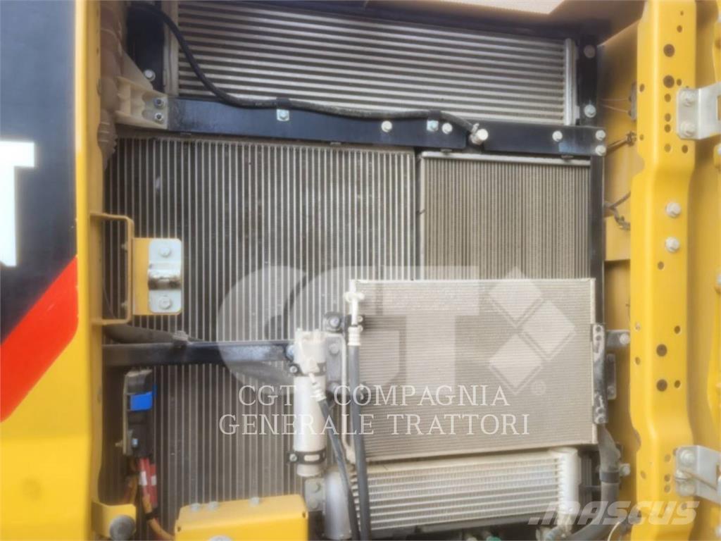 CAT 330 NG Верижен екскаватор