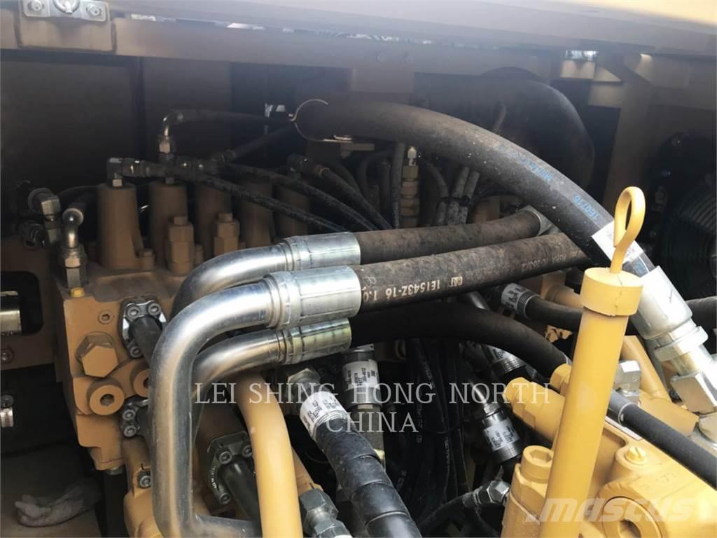 CAT 330D2L Верижен екскаватор