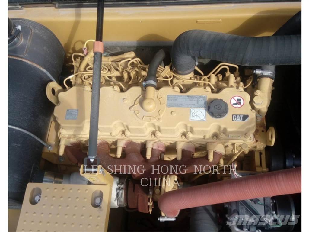 CAT 330D2L Верижен екскаватор