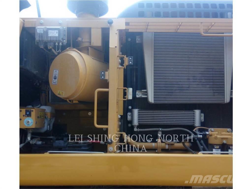 CAT 330D2L Верижен екскаватор