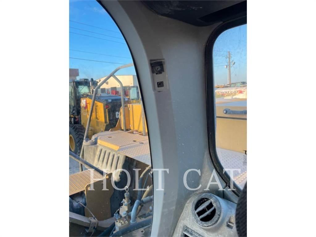 CAT 330GC Верижен екскаватор