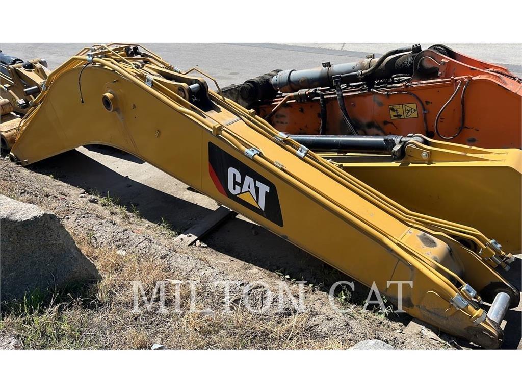 CAT 330GC REACH BOOM Съчленени стрелови подемници