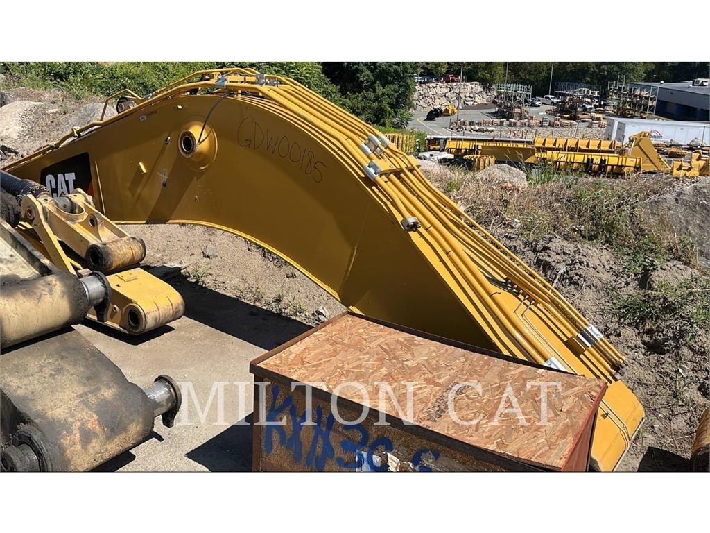 CAT 330GC REACH BOOM Съчленени стрелови подемници