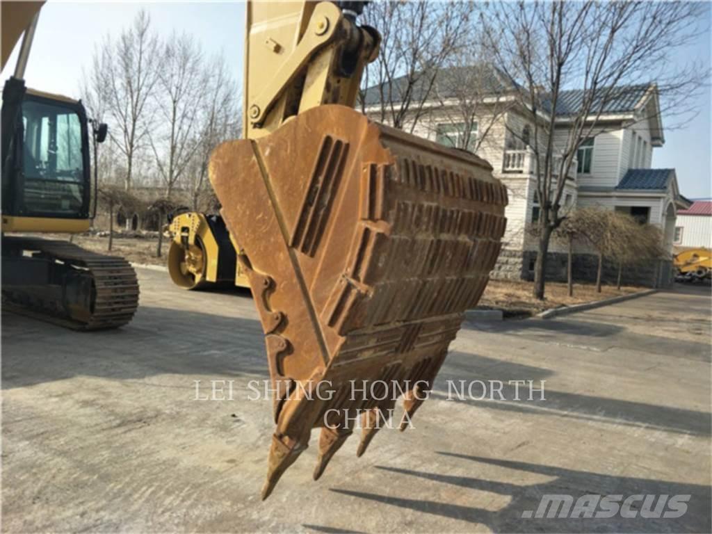 CAT 336D2 Верижен екскаватор