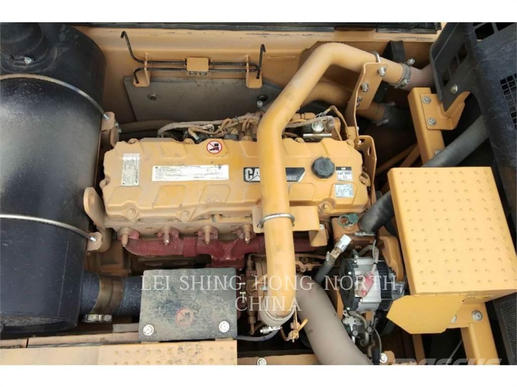 CAT 336D2 Верижен екскаватор