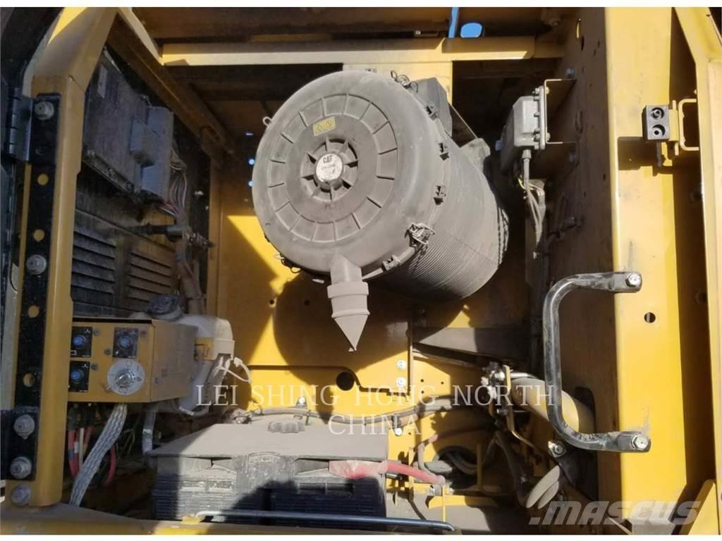 CAT 336D2 Верижен екскаватор