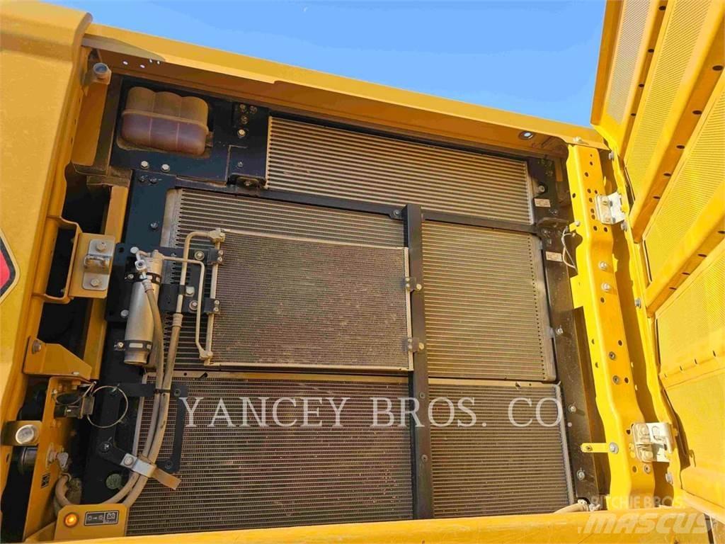 CAT 34008 Верижен екскаватор