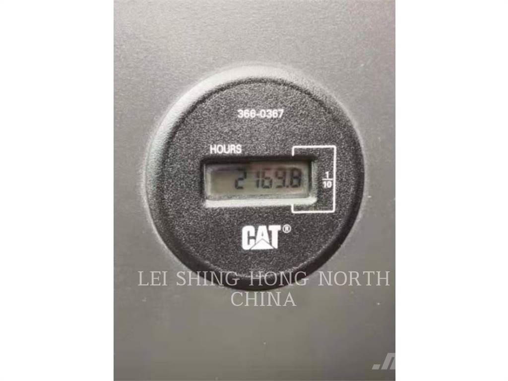 CAT 340D2L Верижен екскаватор