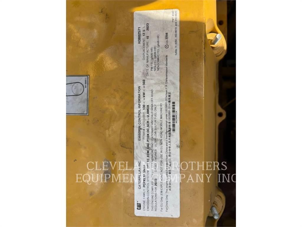 CAT 352 Верижен екскаватор