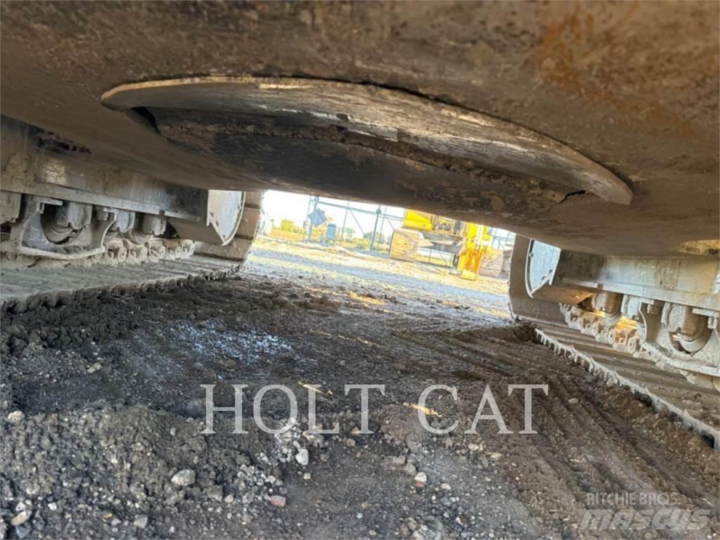 CAT 352 11 Верижен екскаватор